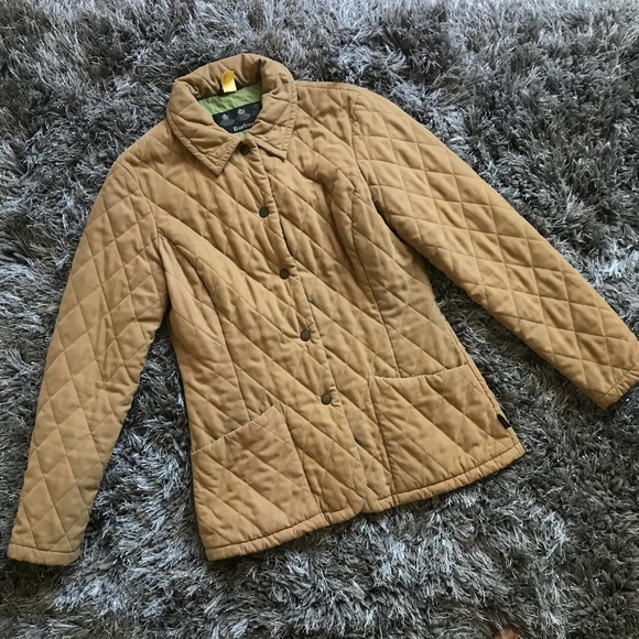 Barbour Quilted Jacket Size 4 Beige 